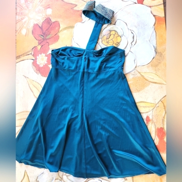 BEBE Teal Studded Silver Neck Choker Strapless Swingy Fun Slinky Mini Dress S - Picture 10 of 12